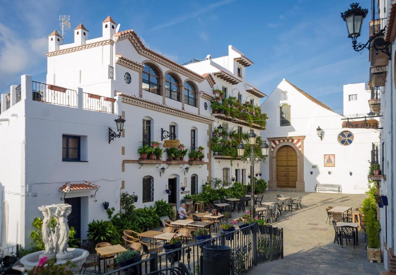Posada La Plaza 카닐라데알바이다 외부 사진
